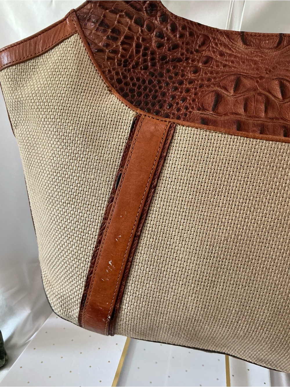 Preloved Brahmin Croc Embossed Leather Trim Raffia Canvas Gold Trim - Picture 8 of 13